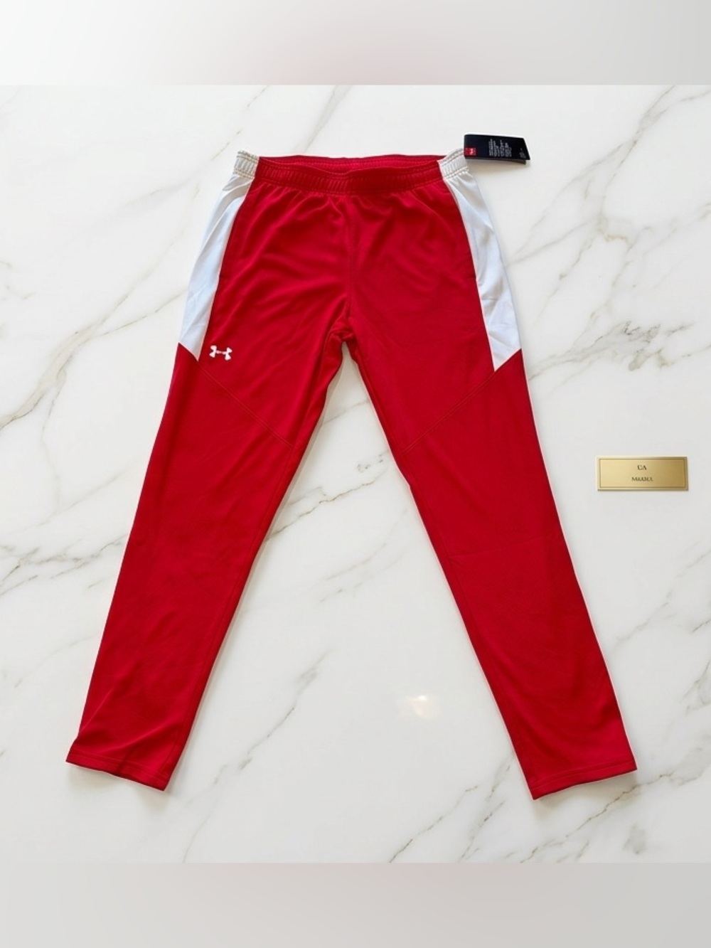 NWT Under Armour Women’s Red & White Athletic Joggers Zipper Hem Sport Pants Med